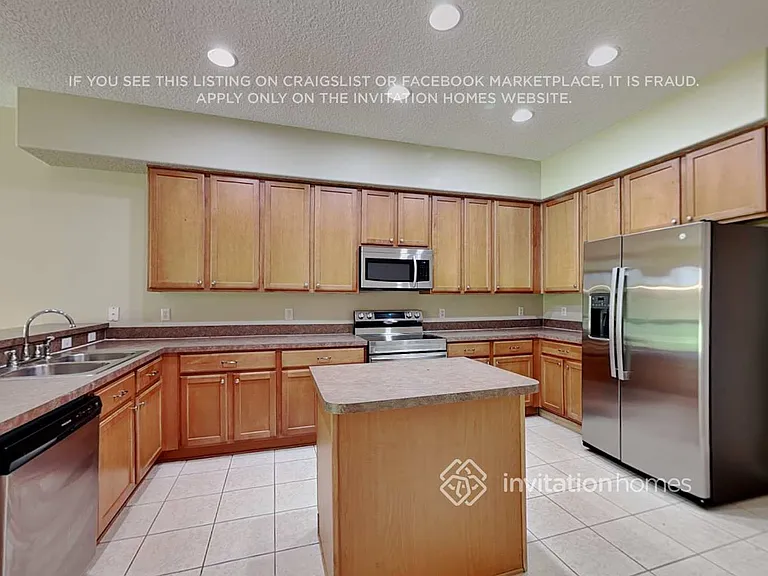 6329 Rolden Ct — Photo 13
