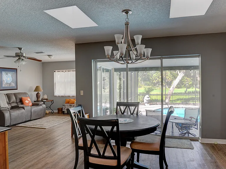 220 N Country Club Dr — Photo 21