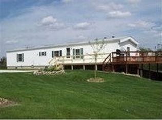 2728 Coppock Rd, Washington, IA 52353