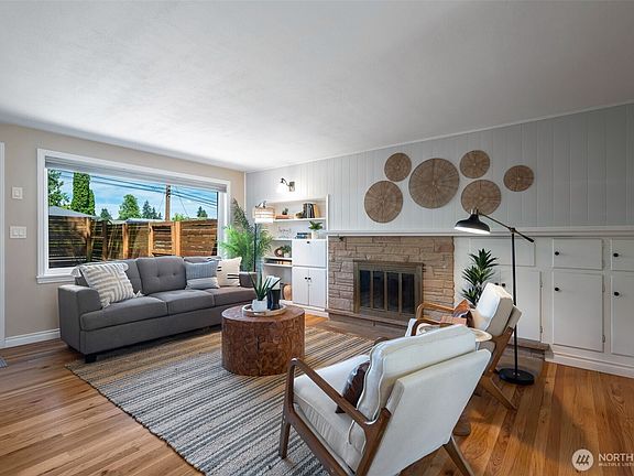 5th image of 3741 SW 106th Street