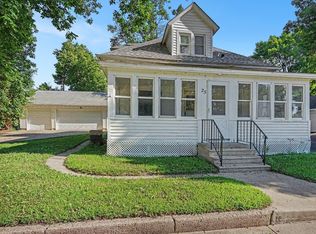 23 Main St E, Morristown, MN 55052