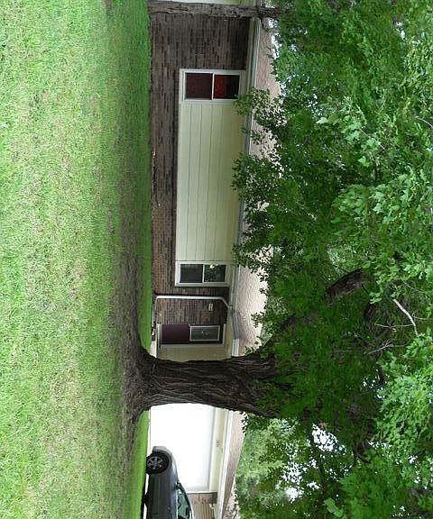 3438 S Clifton Ave — Photo 1
