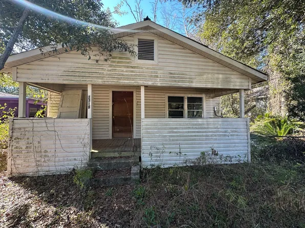 2718 Lake Henrietta St, Tallahassee, FL 32310