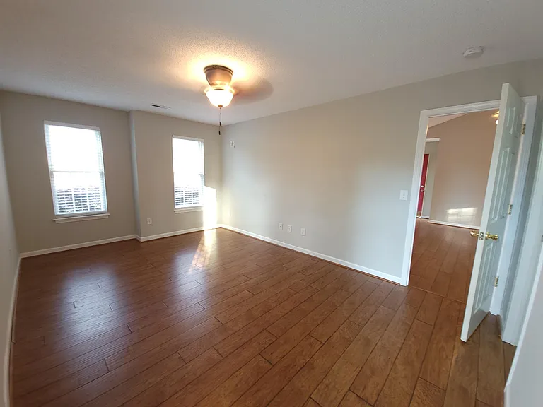324 Weeping Willow Dr — Photo 9