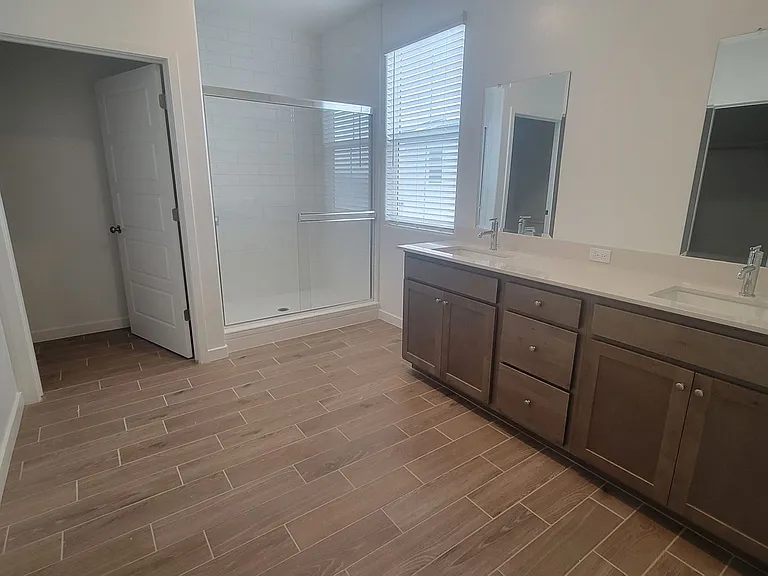 12570 Pensinger Rd — Photo 20