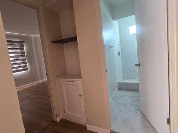245 4th Ave #1