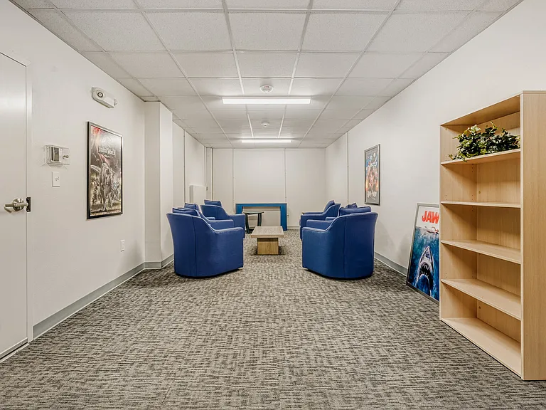 Inn Town Lofts — Photo 12
