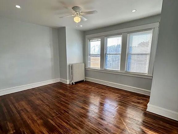 2nd image of 5834 Beaumont Ave