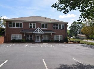 701 S Laurel St, Lincolnton, NC 28092