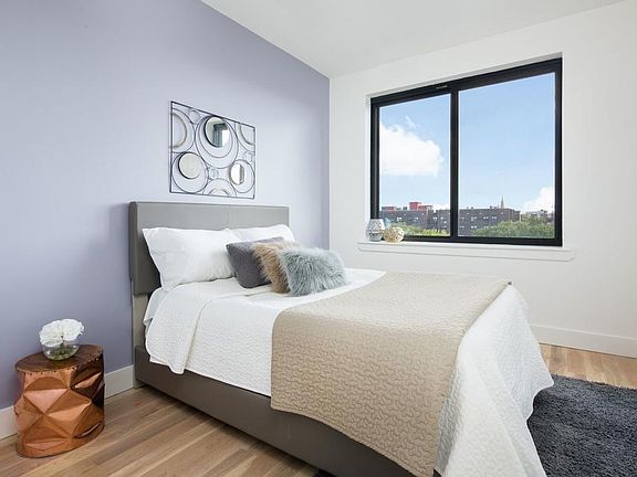 4th image of 818 Lexington Ave #54465