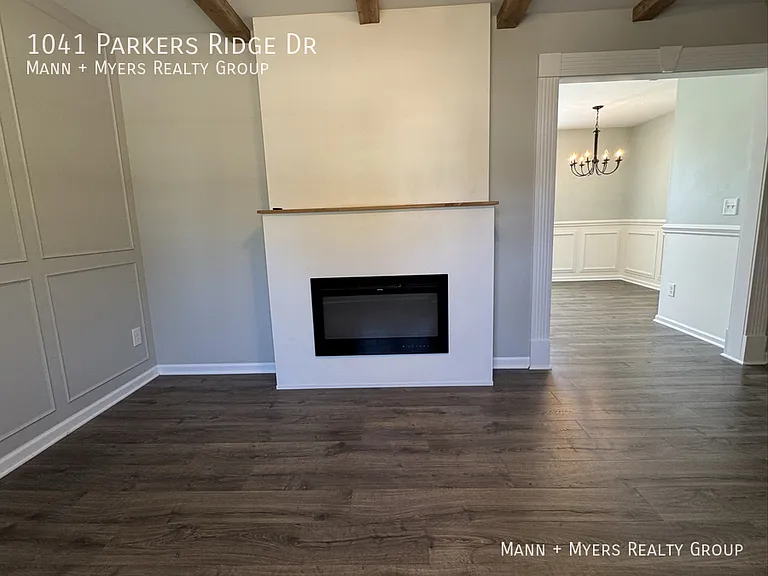 1041 Parkers Ridge Dr — Photo 21