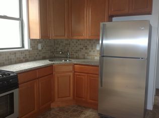 2839 38th St #2, Astoria, NY 11103