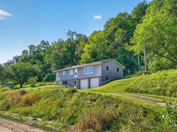 18599 Horse Shoe Rd, Rollingstone, MN 55969