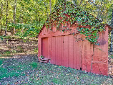Property photo 33