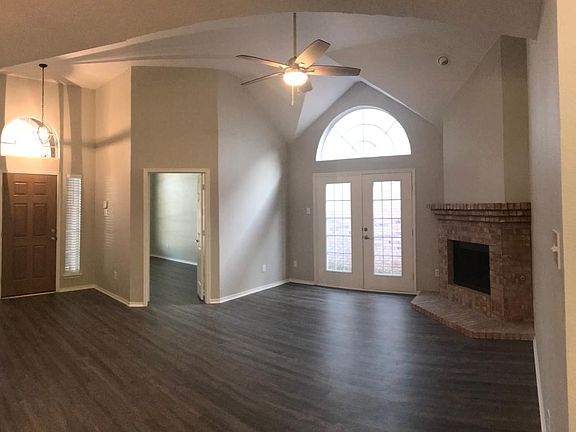 4th image of 3280 Green Ct