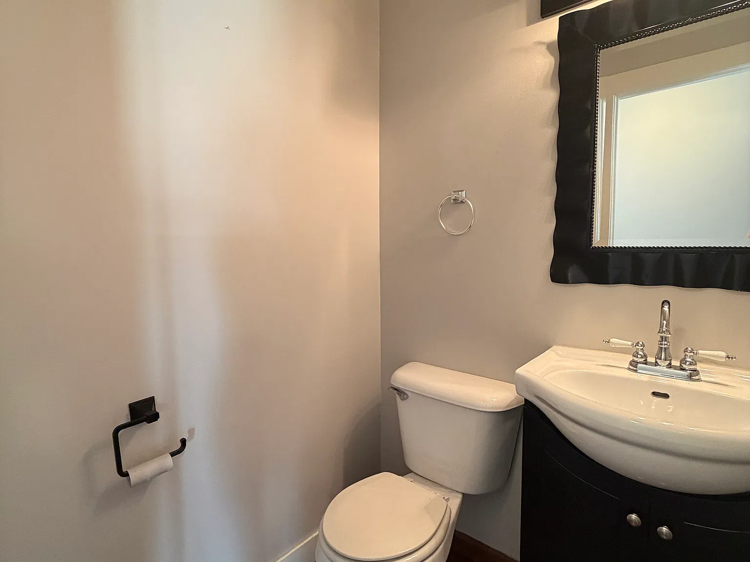 4 bed, 1775 sqft, $2,100 — Photo 4
