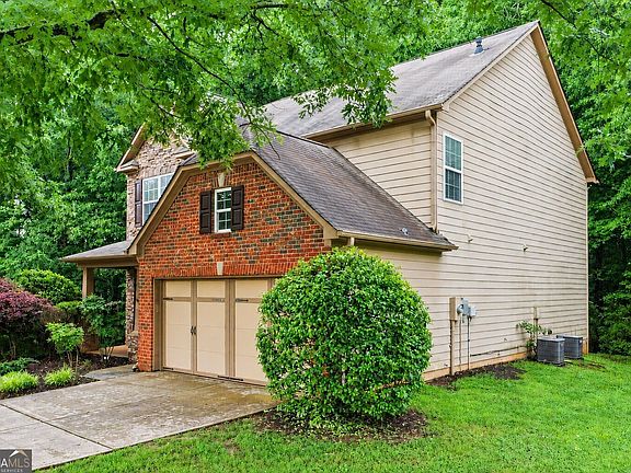 4th image of 4565 Evandale Way