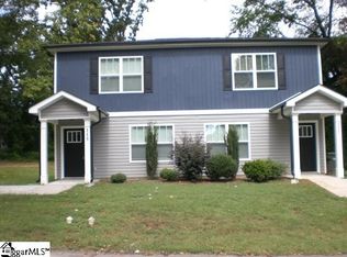 115/117 Oak St, Greer, SC 29651