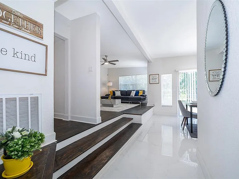 5815 Wolf Rd — Photo 3