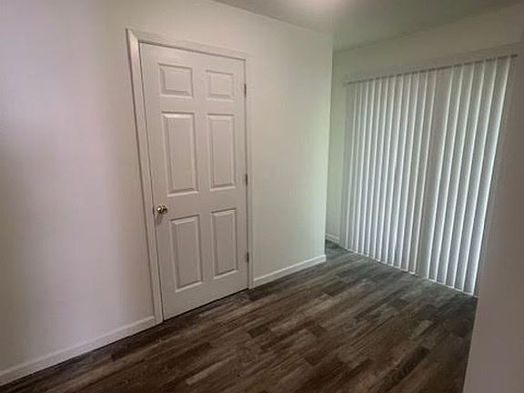 5th image of 3520 Pine Ave