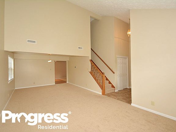 4th image of 7733 Maradona Dr S