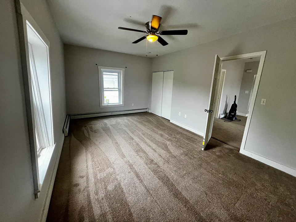49 Arlington St #3