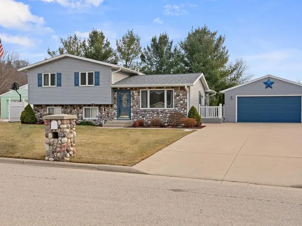 610 Alpine LANE, Holmen, WI 54636