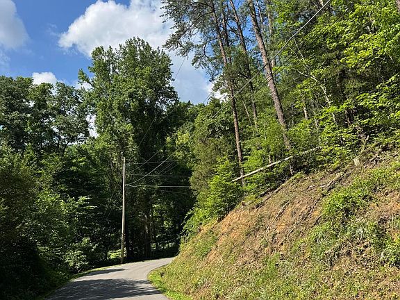 3rd image of LOT 23 Walden Ridge Rd