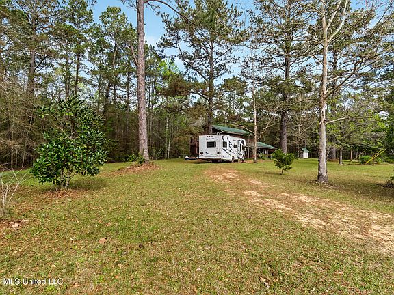 2nd image of 1085 Tatum Salt Dome Rd