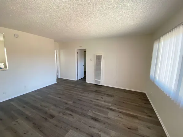 Royal Palms Apartments