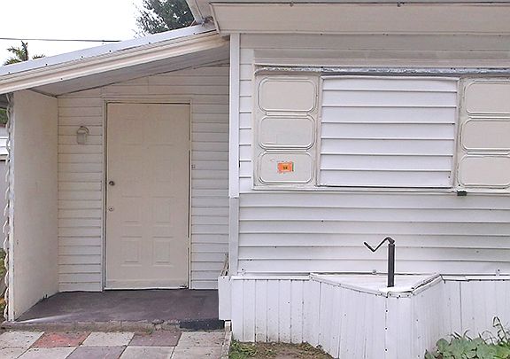 3rd image of 1825 Linhart Ave Lot 22