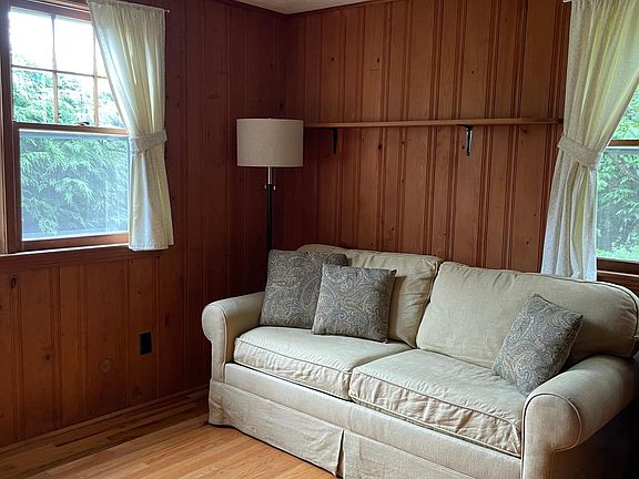 4th image of 23 Epworth Way
