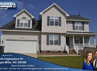 2943 Highplains Dr, Hope Mills, NC 28348