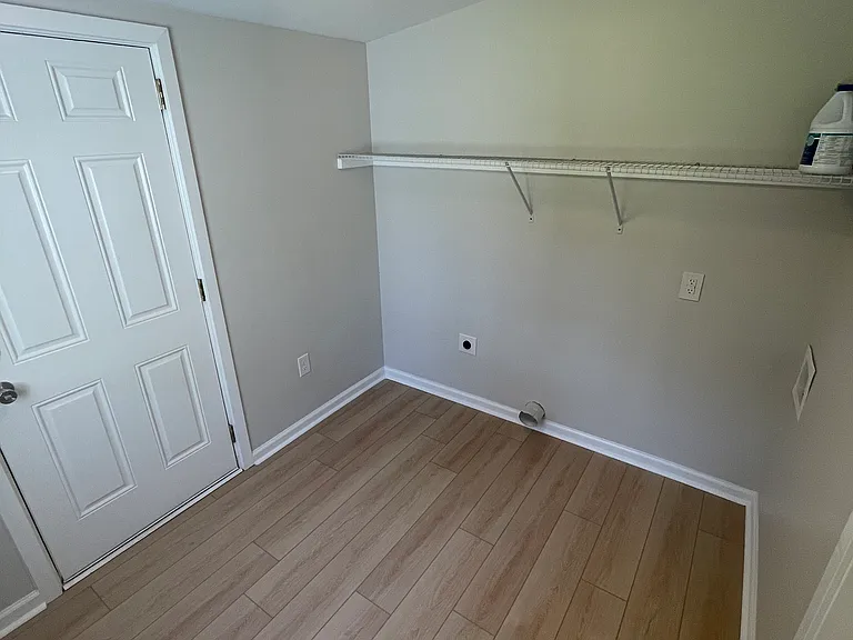 5800 Brighton Rd — Photo 21