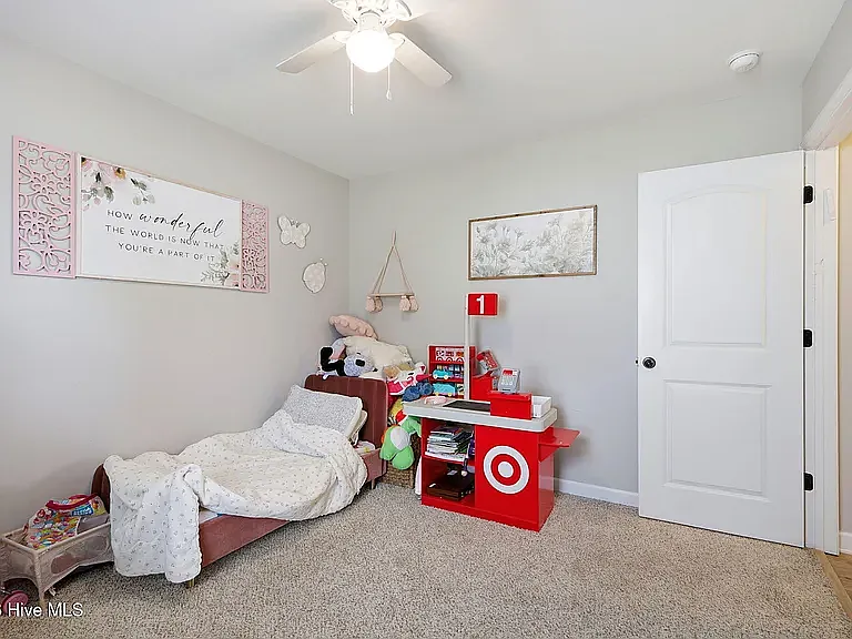 210 Brice Ct — Photo 17