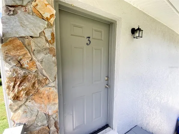 2205 Irene St APT 3, Lutz, FL 33549
