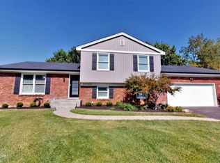 10703 Brentford Pl, Douglass Hills, KY