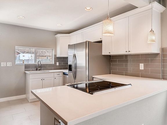 4th image of 1335 W Alaska Pl