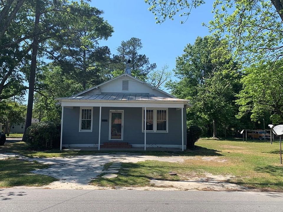 1st image of 309 S Oleander Ave