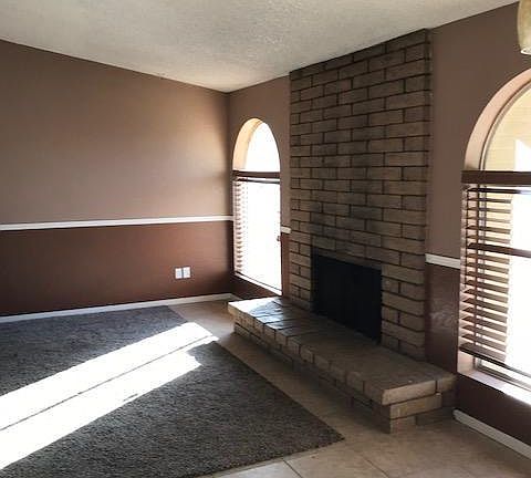 5th image of 4109 W Surrey Ave