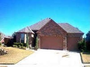 1524 Babbling Brook Dr, Grand Prairie, TX 75050