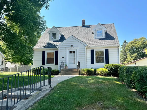 246 S Broadway, Wells, MN 56097