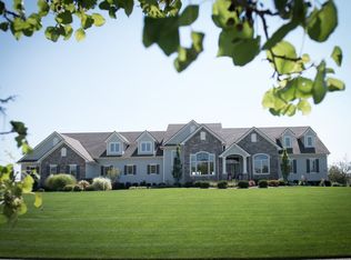 406 Twin Eagles Blvd E, Huntertown, IN 46748