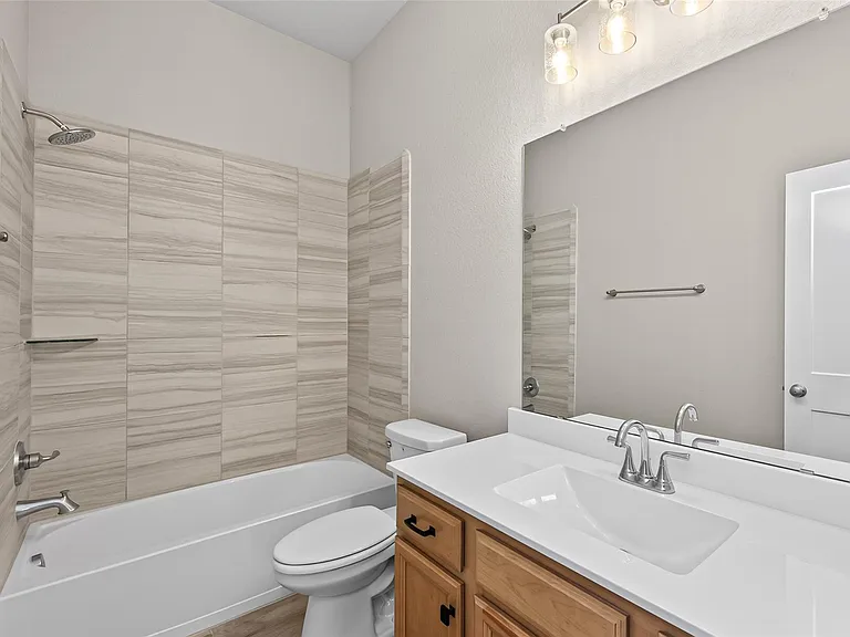 516 Shine Ct — Photo 21