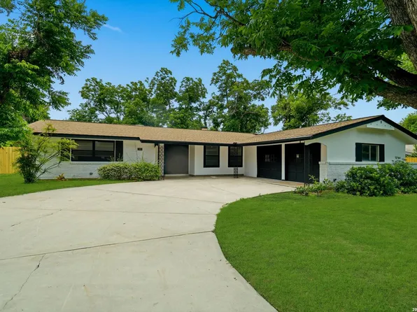 742 Winfield Cir, Windcrest, TX 78239