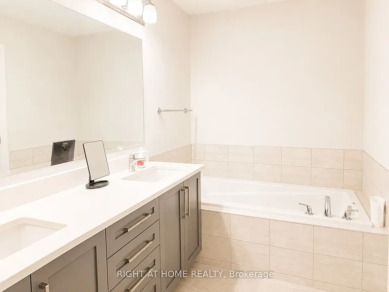 242 Calvington Ave — Photo 13