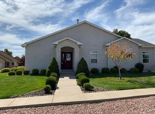 242 E Poppy Ln, Pueblo West, CO 81007