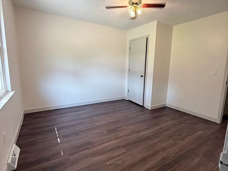 612 Mack St #612 — Photo 9