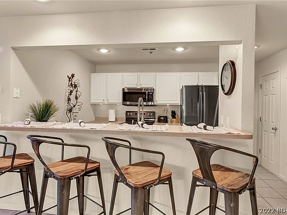 5th image of 4800 Eagleview Dr Unit 222A