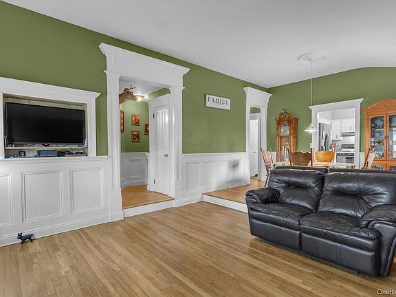 3rd image of 81 Lenore Lane
